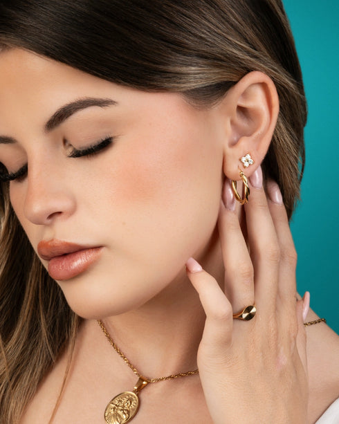 Classa Hoop Earrings