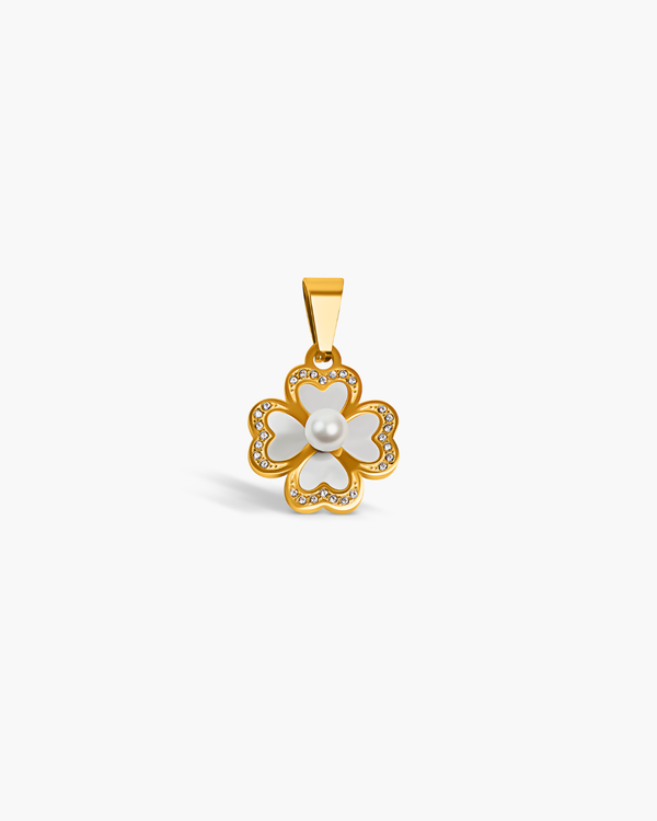 Madreperla Clover Pendant