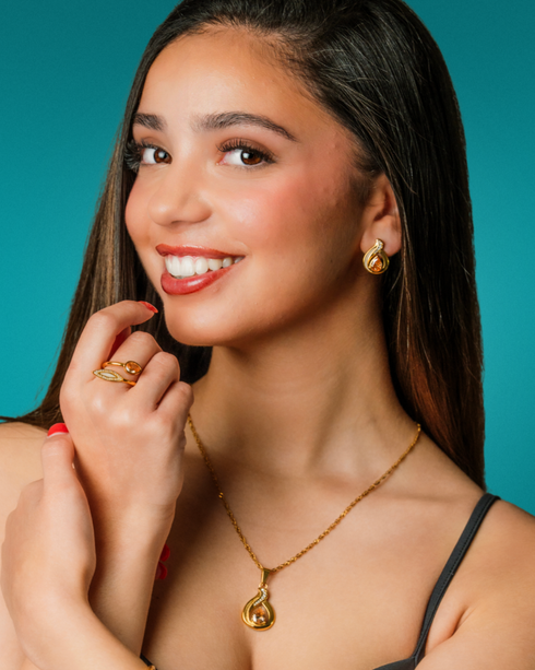 Pearled Embrace Ring (Champagne)