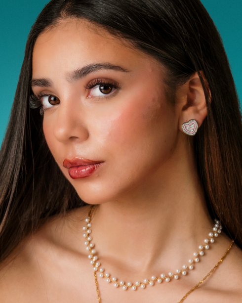 Qalb Brillanti Stud Earrings