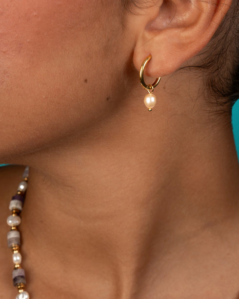 Lea Freshwater Pearl Dangling Earrings
