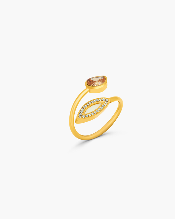 Pearled Embrace Ring (Champagne)