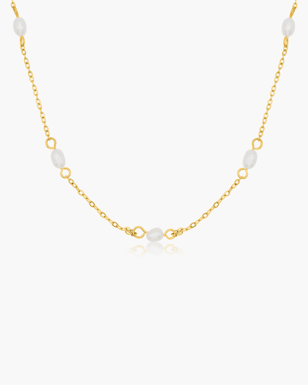 Elara Freshwater Pearl Necklace