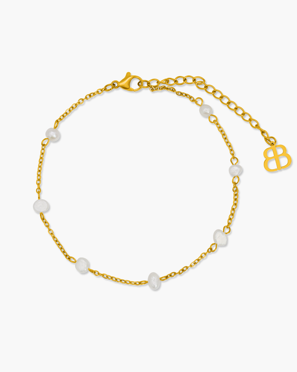 Tender Touch Freshwater Pearl Bracelet